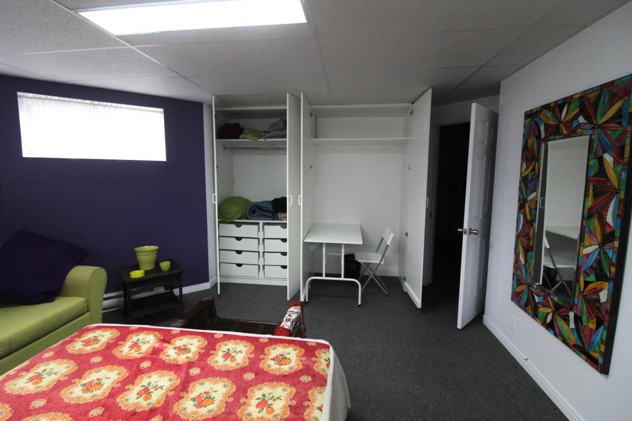 Room In Guest Room - Gandhi Very Large Room Decorated In Indian Style, Office Space And Sofa Notre-Dame-des-Monts Exterior photo